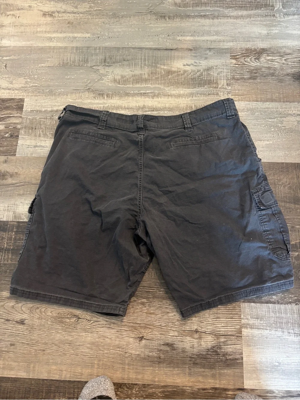 Wrangler Men's Cargo Shorts - Charcoal Gray